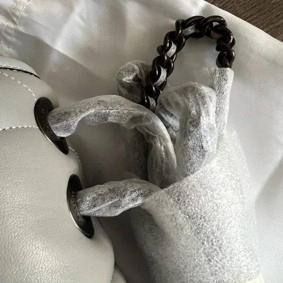 Coach Purse - Picture 5 of 7